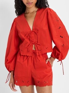 Future Collective Women's Long Sleeve Eyelet Tie-Front Poplin Blouse Size L